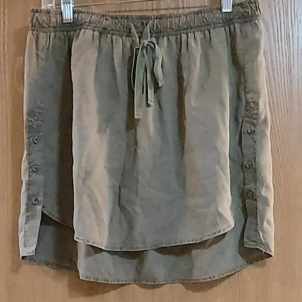 Anthropologie Cloth and Stone Skirt Size Medium